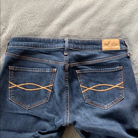 abercrombie and fitch stretchy skinny jeans: 2s - Picture 4 of 5